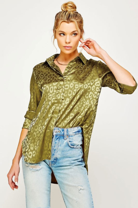 Satin Collared Button Up Leopard/Cheetah Print Blouse