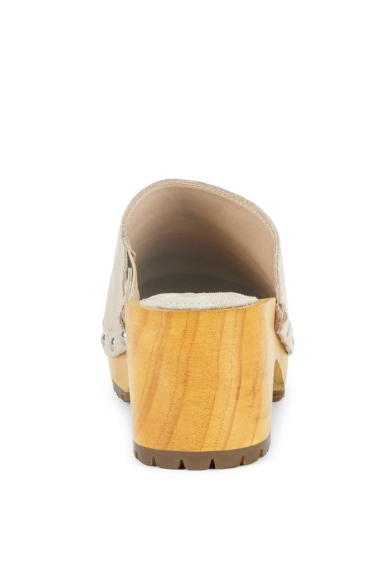 Wooden Heel Round Close Toe Clogs With Rubber Grip