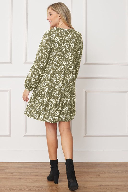 Plus Size Floral Crew Neck Mini Dress