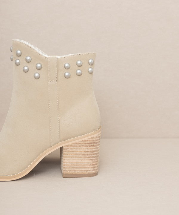 Oasis Society Alofi - Pearl Studded Collar Ankle Boots