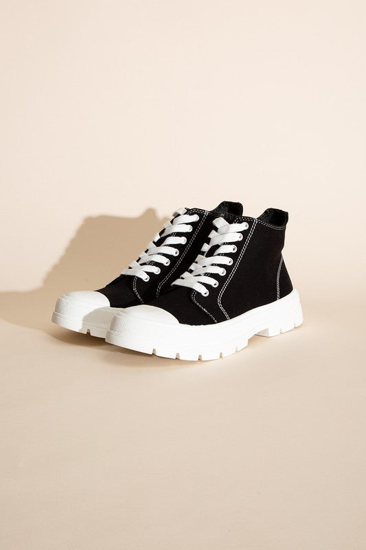 Chunky Lace up Bkack and White Sneakers