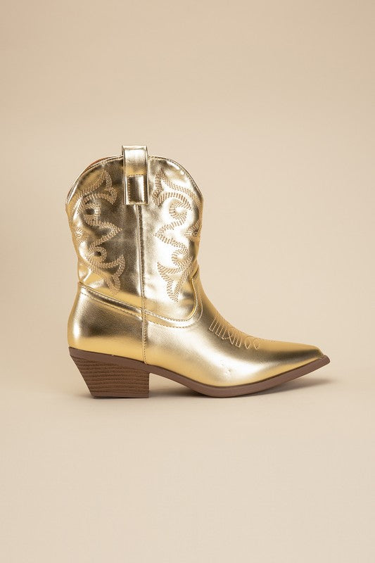 Short Western Boot