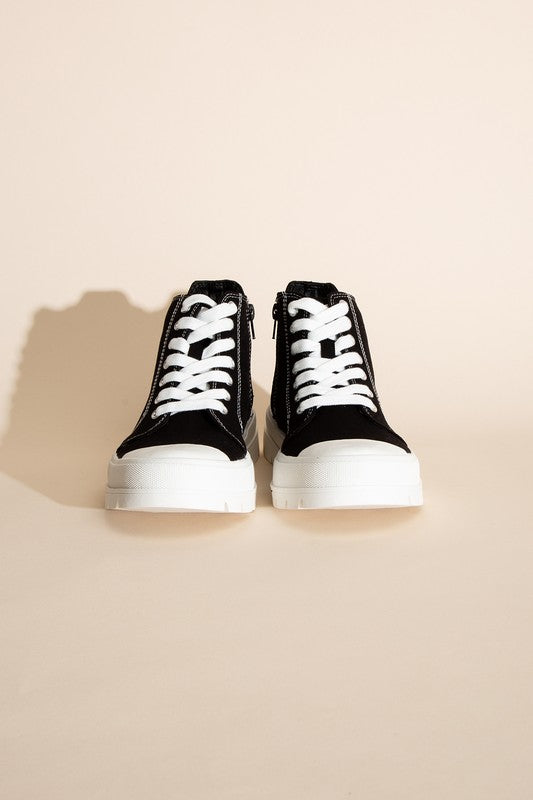 Chunky Lace up Bkack and White Sneakers