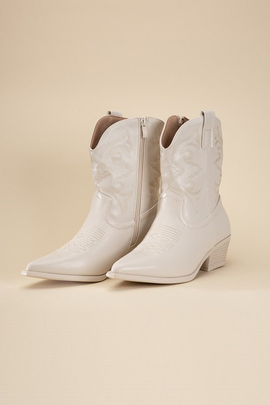 Short Western Boot