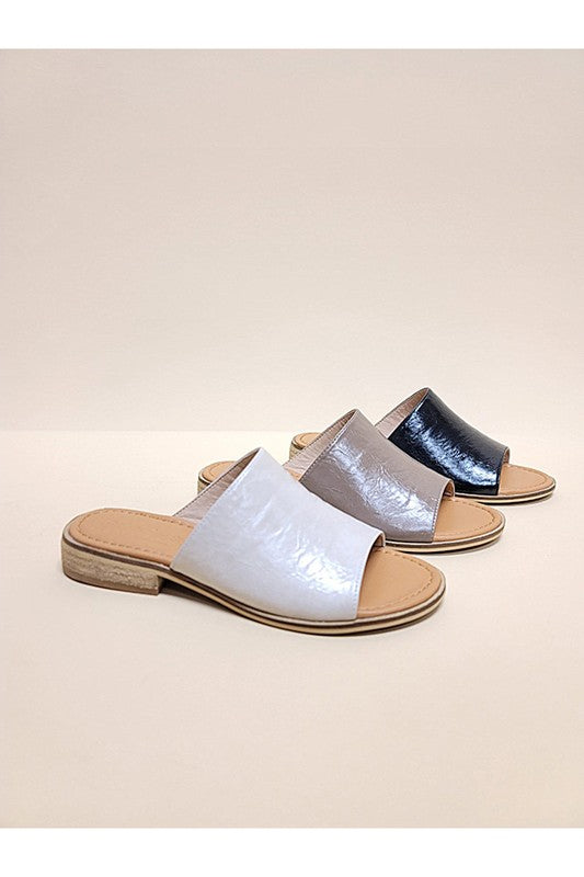 Women Round Toe Easy Slide In Sandals