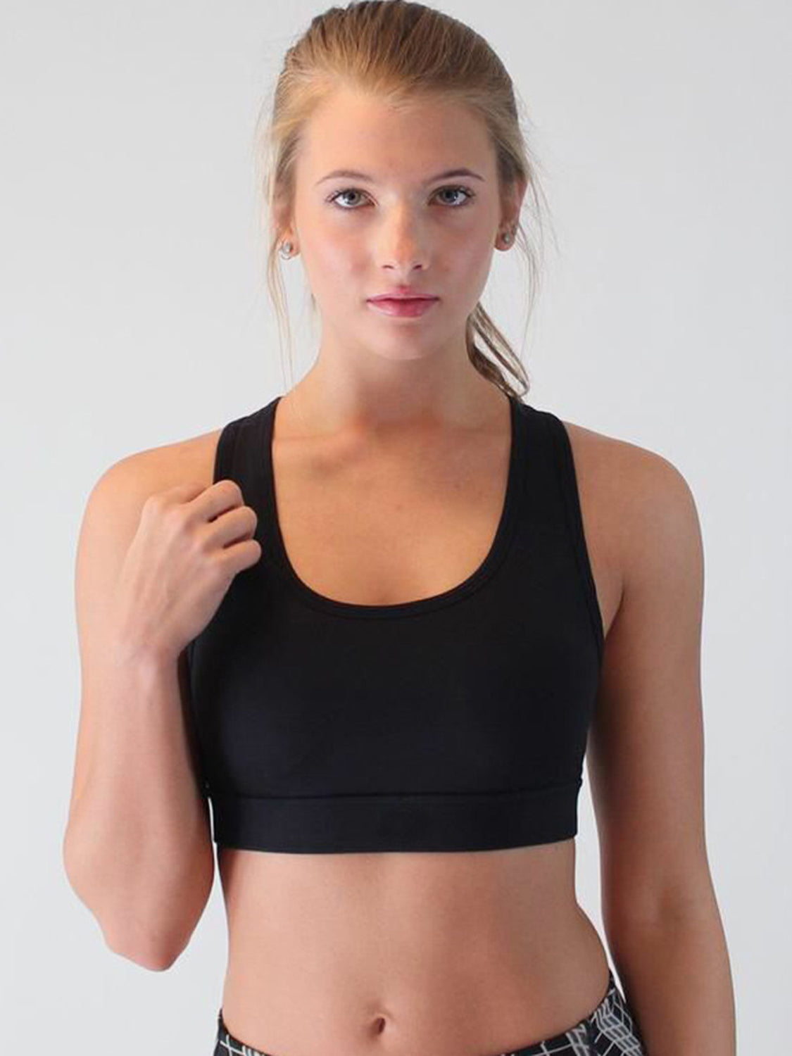 Cutout Scoop Neck Activewear Crop Tank Top