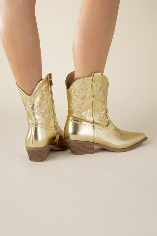 Short Western Boot